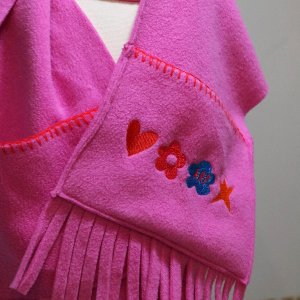 Agatha Ruiz De La Prada  pink fleece shawl NWT